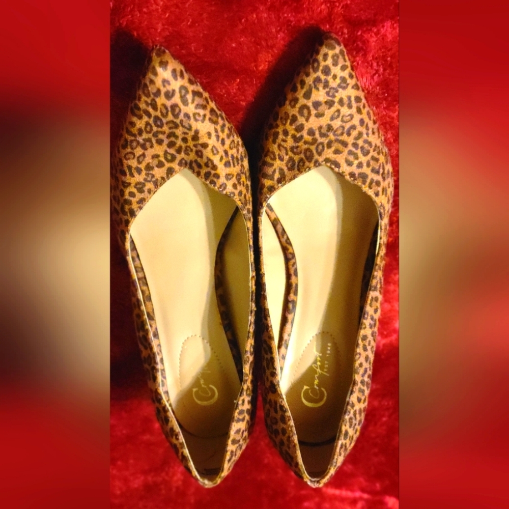 Women's COMFORT Est 1946 Cheetah Print Heels, Size 8